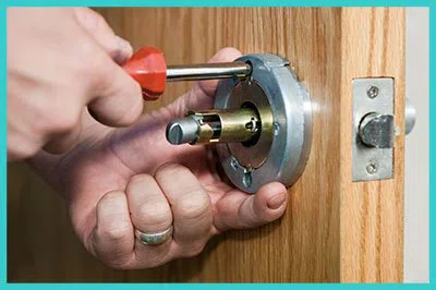 Advanced Locksmith Service Rockaway Park, NY 347-380-8328 - 10-residential-lockouts